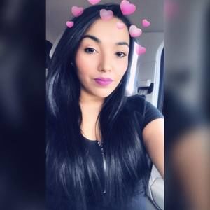 Meet your Posher, Emilia